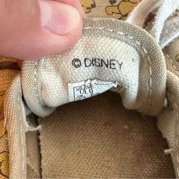 VANS Winnie the Pooh Kids Sneakers Size 13 Honey Pot Toddlers Runners Shoes - Picture 12 of 16